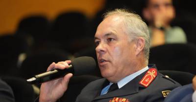 o comandante Artur Fernandes, dos Bombeiros de São Vicente e Porto Moniz, começou por explicar o cerne da profissão.