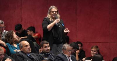 Parlamento na Comunidade: “Adaptar as comissões à nossa realidade”