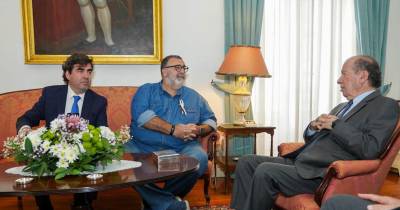 IL defende que a saída passa por eleições antecipadas.