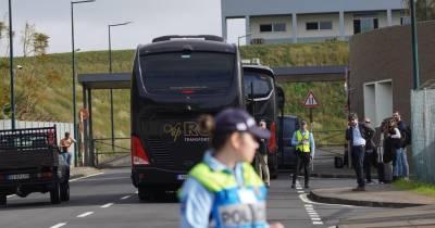 Pedro Calado saiu há instantes do Estabelecimento Prisional da Cancela, onde pernoite de ontem para hoje, após a sua detenção durante a tarde de ontem.