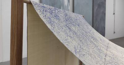 Sassetti e Bordal apresentam exposição ‘Furo, Fio, Traço’ na Galeria Lourdes