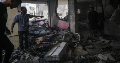 Médio Oriente: Defesa Civil de Gaza estima que 10 mil cadáveres estão sob escombros