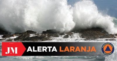 Costa Norte da Madeira e Porto Santo sob aviso laranja devido à forte agitação marítima