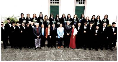 Finalistas de São Vicente benzeram as capas