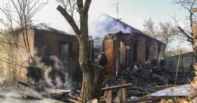 Entretanto, a guerra continua no terreno, ataque russo causa dois feridos em Kharkiv.