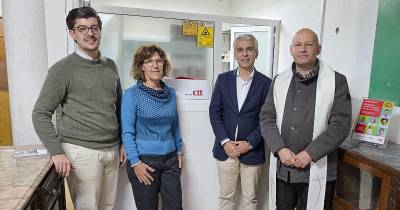 Loja dos CTT reabriu na Cruz de Carvalho