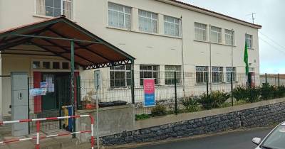 Muito turismo e poucos votantes em Santana