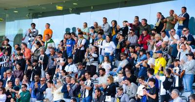 Partida tem início às 15h30 no Estádio da Madeira.