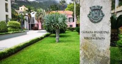 Município da Ribeira Brava aumenta apoios aos portadores do cartão do idoso