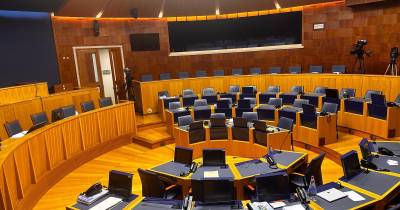 Termina primeiro dia de debate do orçamento