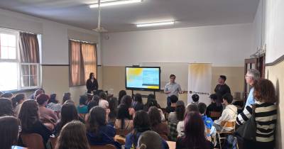 FinMadeira promove literacia financeira junto de 400 alunos da Escola Francisco Franco