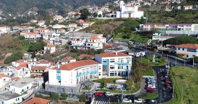 CDS-PP exige abertura de estacionamento no Jardim da Serra para mitigar caos no trânsito