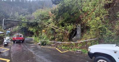 Mau tempo condiciona várias estradas no Curral das Freiras (com fotos)