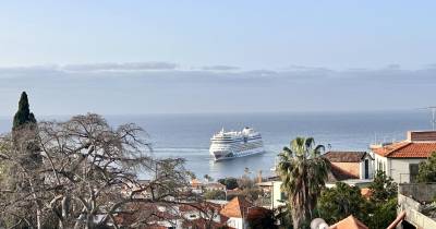 Cruzeiro AIDAluna passa noite no Funchal