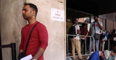 Imigrantes lamentam aumento das taxas da agência para as migrações