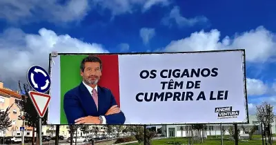 Associações ponderam providência cautelar para retirar cartazes.