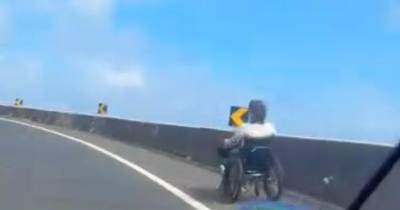 Homem em cadeira de rodas apanhado a circular na Via Rápida (com vídeo)