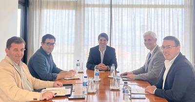 Dinarte Fernandes recebeu presidente da SRPC e da Federação dos Bombeiros.