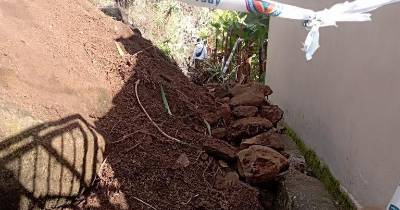 Temporal provoca deslizamento de terras em levada da Nazaré (com vídeo)