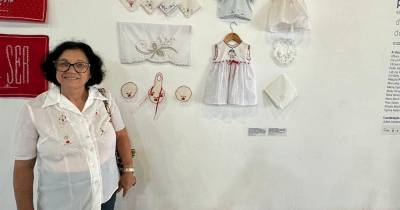 Oficina de bordado típico da Madeira no Brasil