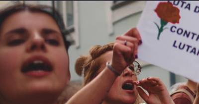 Movimento Democrático de Mulheres convoca manifestação a 8 de março