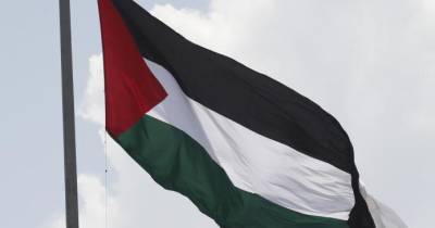 O exército israelita também admitiu hoje ter matado dois homens palestinianos e ferido um terceiro numa praia de Gaza.