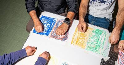 Mostra de registos de visuais foi levada a cabo por reclusos e de estudantes universitários.