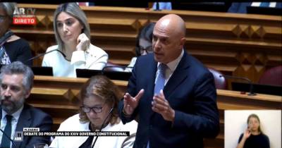 O presidente do PS-M fez uma retrospetiva e afirmou que os anteriores primeiros-ministros do PSD foram “muito maus para a Madeira e para os Açores, particularmente para a Madeira”
