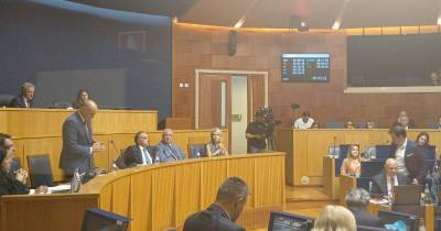 “Cortou-se a um diálogo que durante 48 anos tanto pediram”, lamenta Jorge Carvalho