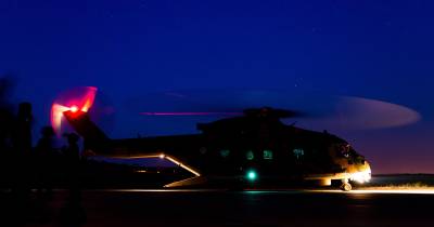Helicóptero da Força Aérea transporta doente do Porto Santo para a Madeira