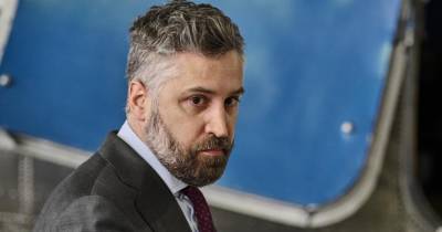 O secretário-geral do PS instou os portugueses a não “deixar para os outros a decisão sobre o futuro” que querem para o país e disse estar “alegre”, “feliz” e “contente” pelo exercício do direito de voto.