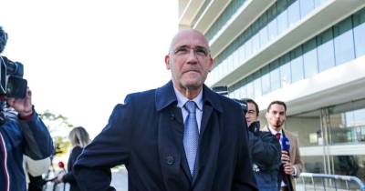 Sobre Cavaco Silva, sinaliza que com ele teve “um relacionamento impecável”.