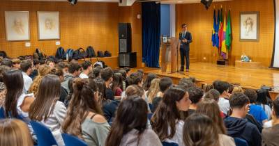 Nuno Maciel exorta jovens da APEL a desenvolverem consciência crítica sobre as boas práticas ambientais