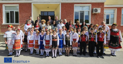 Durante os cinco dias de atividades, os professores participaram em várias sessões de workshops com os alunos da Sava Dobroplodny Secondary School.