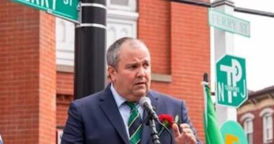 Alberto Coutinho, de 56 anos, envolveu-se numa forte colisão entre dois veículos na cidade de Newark, na manhã de domingo. Era filho de Bernardino Coutinho, fundador dos festejos do Dia de Portugal em Newark.