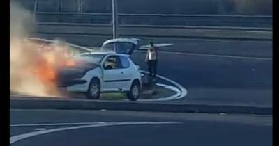 Fogo tomou conta da viatura que circulava na zona da Maloeira