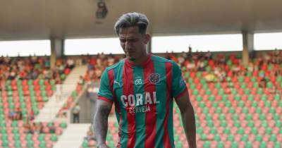 Euller transfere-se para a Coreia.