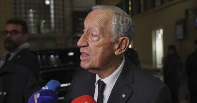 O chefe de Estado chegou a Roma no domingo ao fim do dia, e jantou com o Presidente de Itália, Sergio Mattarella, antes da sua visita oficial ao Vaticano.