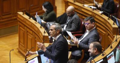 Carlos Pereira é um dos 25 deputados do PS que integram a Comissão Permanente.