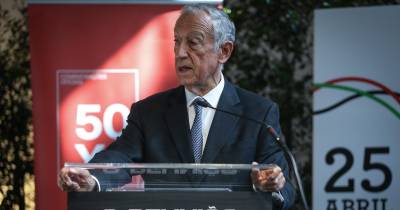 O Presidente da República, Marcelo Rebelo de Sousa participou no almoço comemorativo dos 50 anos de uma reunião do Movimento dos Capitães em Cascais.
