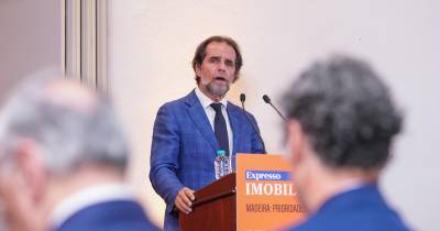 De fora do arquipélago, apenas está prevista a presença de representantes do PSD/Açores.