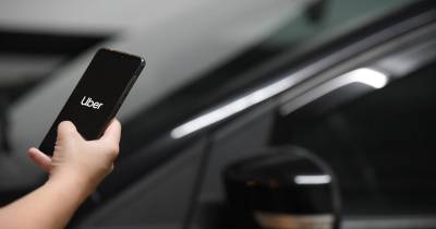 A acompanhar as buscas estão vários elementos da Guarda Nacional Republicana.