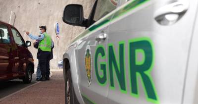 GNR detém suspeito de tráfico e apreende 3.000 doses de droga em Vila do Bispo