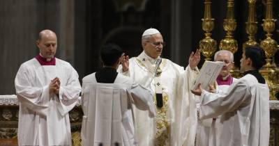 Leão XIV lembrou que “muitos homens e mulheres, ao longo dos séculos, com a ajuda de Deus, removeram esses fardos”.