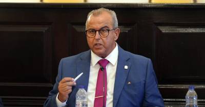 José Luís Nunes apresenta equipa renovada para o Funchal em nome da coligação PSD/CDS.