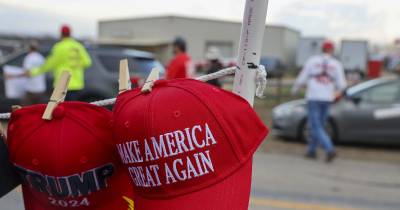 Ucrânia: Trump pede ao Congresso dos EUA para se opor a pacote de ajuda a Kiev