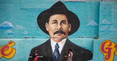 Mural homenageia o santo José Gregório Hernández.