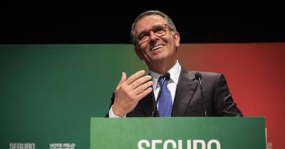 António José Seguro “com energia” para a “vitória de 8 de fevereiro”.
