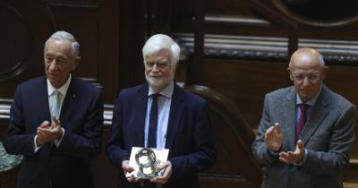 O chefe de Estado falava na Sala do Senado da Assembleia da República, numa cerimónia em que entregou Prémio Norte-Sul do Conselho da Europa 2022 à Associação das Cidades Ucranianas e ao Painel Intergovernamental sobre Mudanças Climáticas.