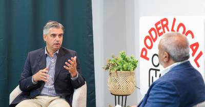 Em entrevista ao JM, o presidente reeleito revela as prioridades para o novo mandato e promete ser uma voz ativa na AMRAM, defendendo a criação de uma taxa turística de âmbito regional.